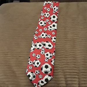 Christian Pelini, soccer tie